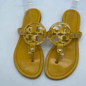 Tory Burch Yellow Leather T strap miller thong sandals 7